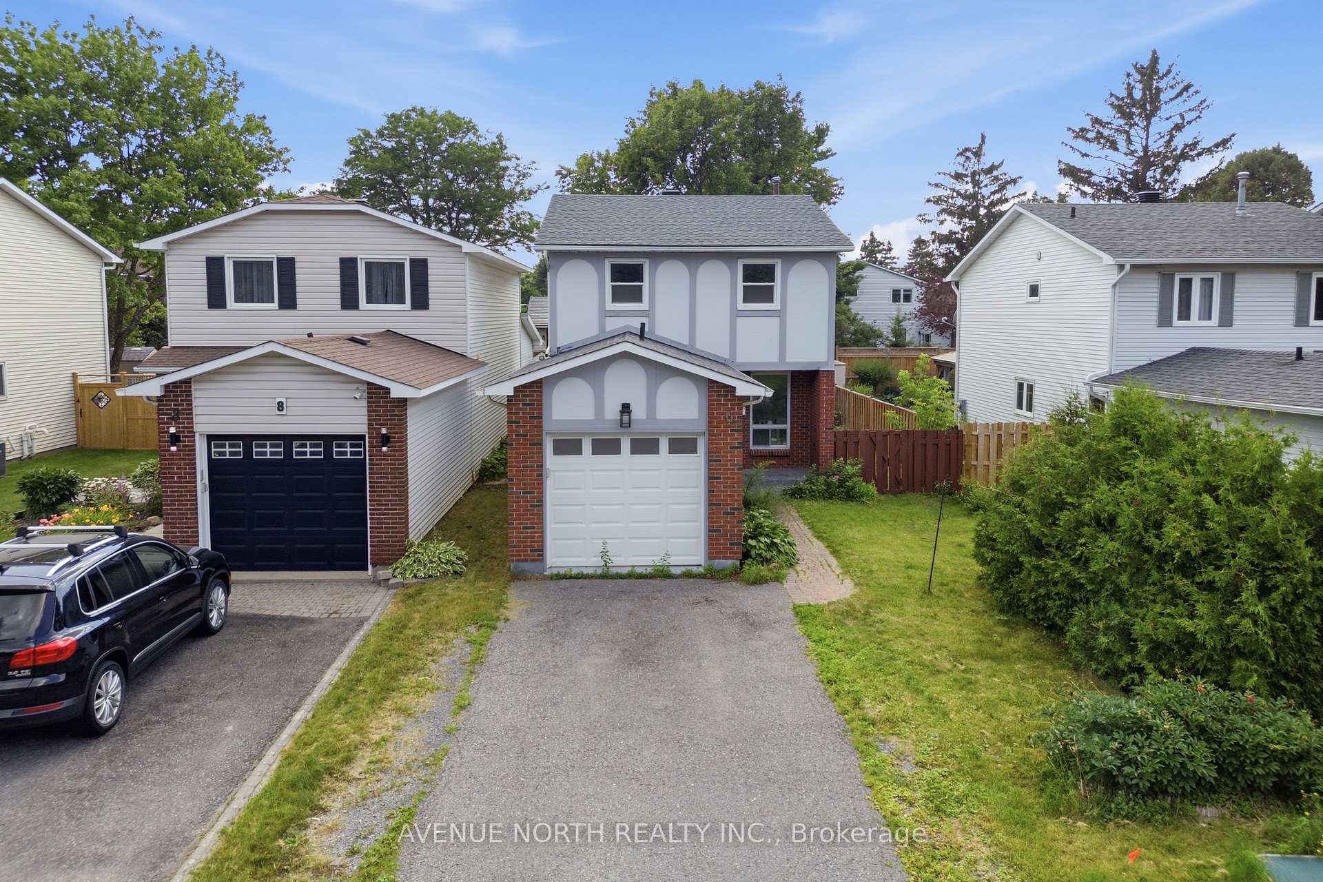 6 WOLFGANG Drive, Barrhaven, ON, exterior