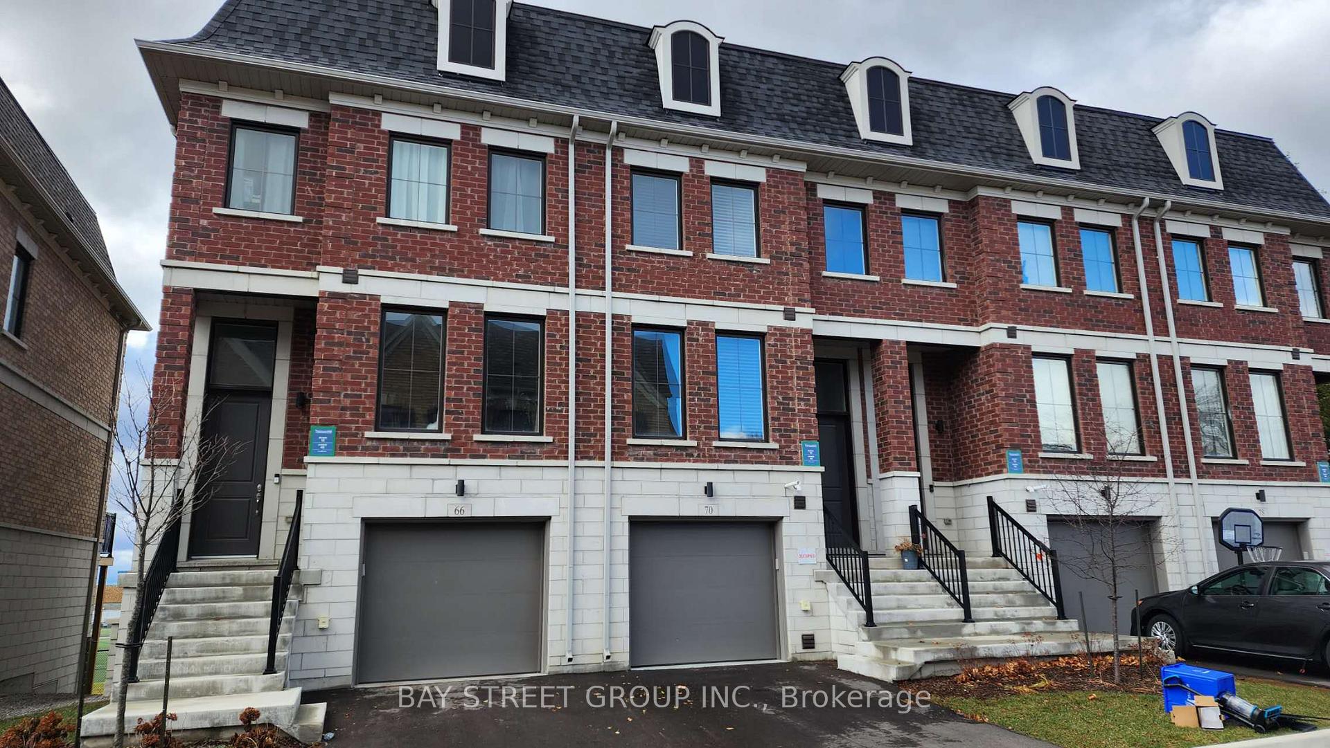 70 Seacoasts Circle, Vaughan, ON, exterior