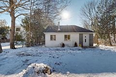 27 Connor Drive, Whitchurch-Stouffville, ON, exterior