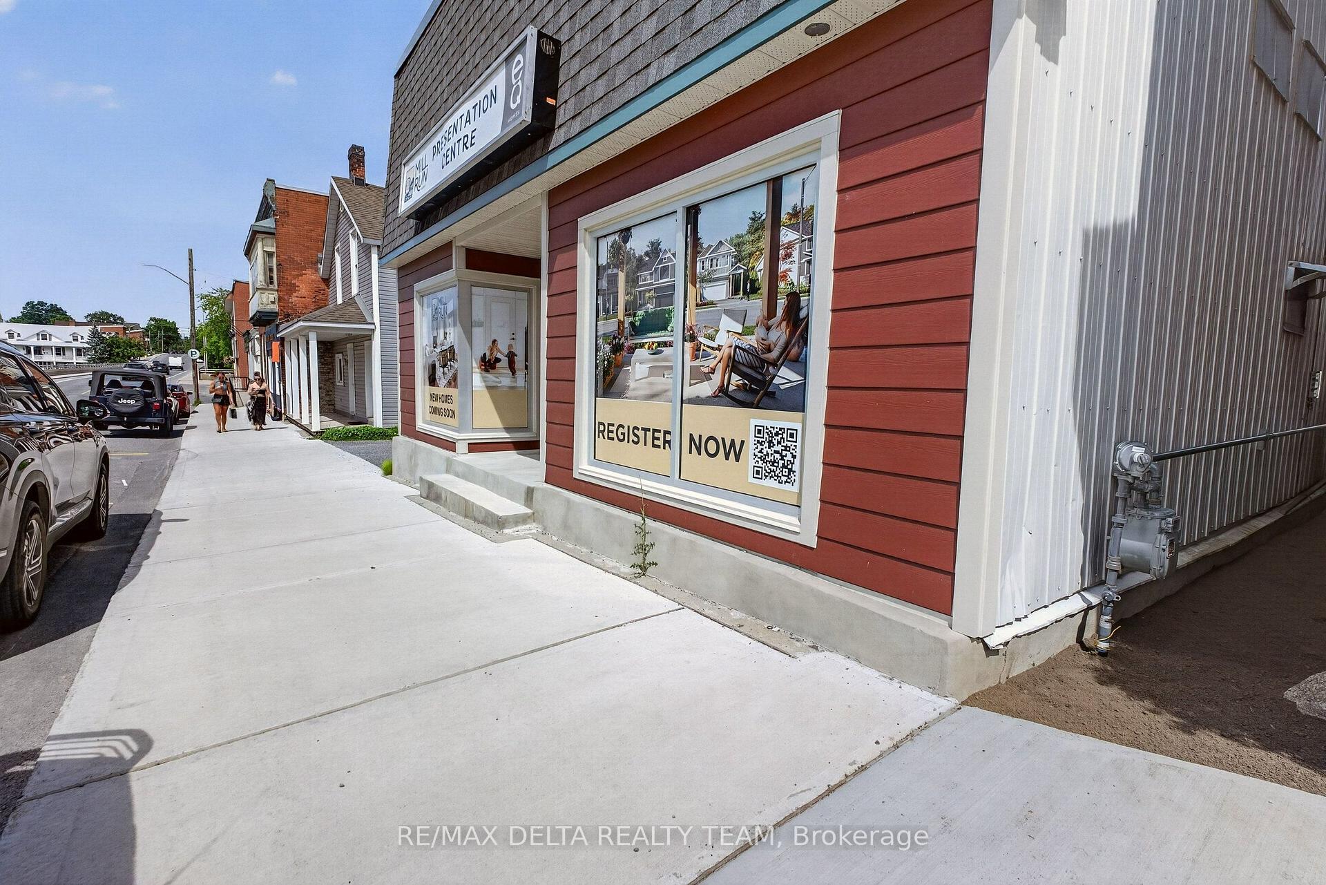 27 Bridge Street, Mississippi Mills, ON, exterior