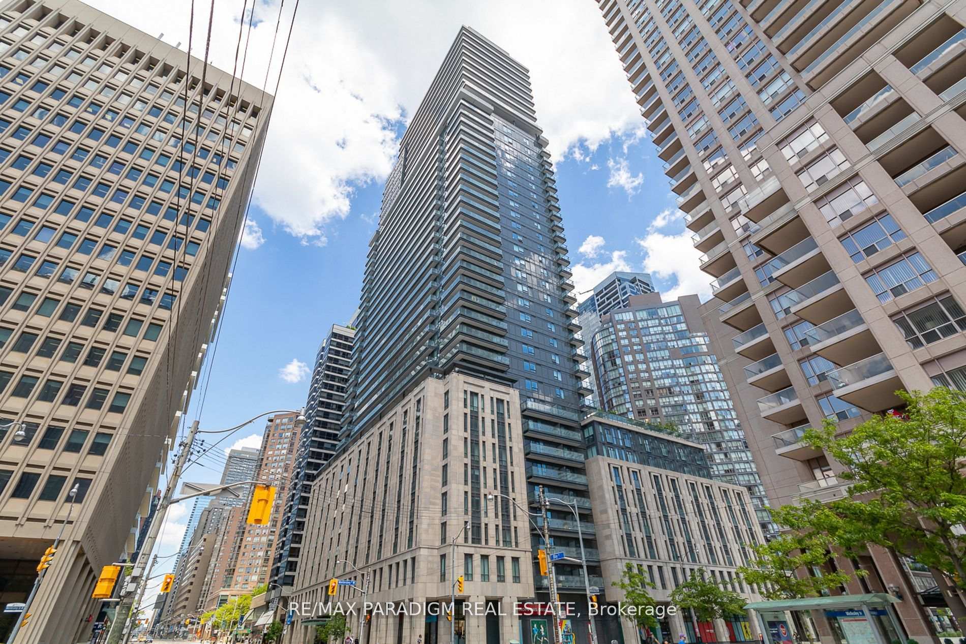 2501 - 955 Bay Street, Toronto C01, ON, exterior