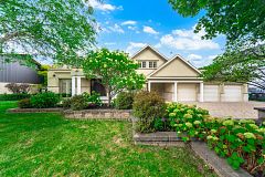 2197 Courrier Lane, Mississauga, ON, exterior