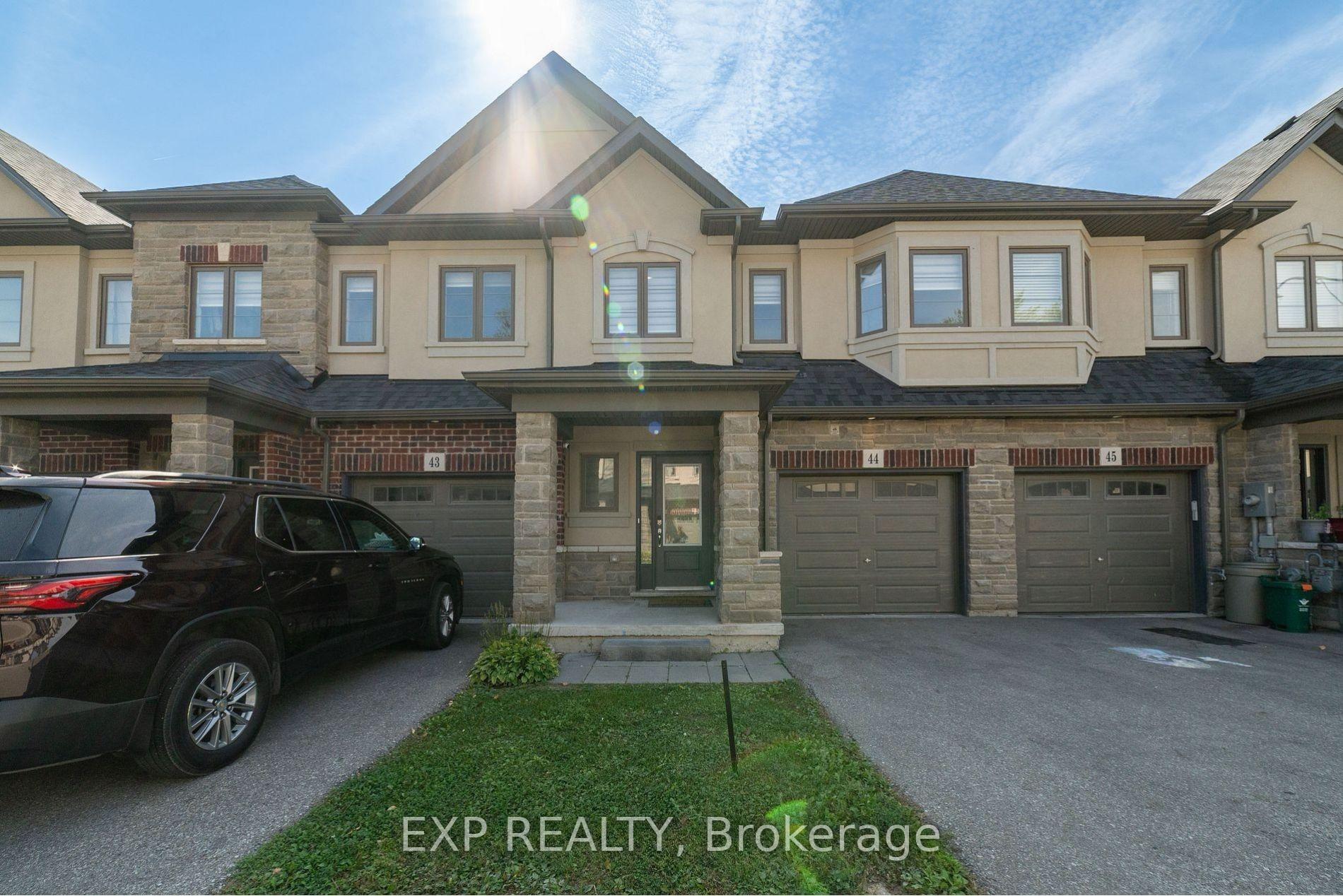 44 (Main) - 324 Equestrian Way, Cambridge, ON, exterior