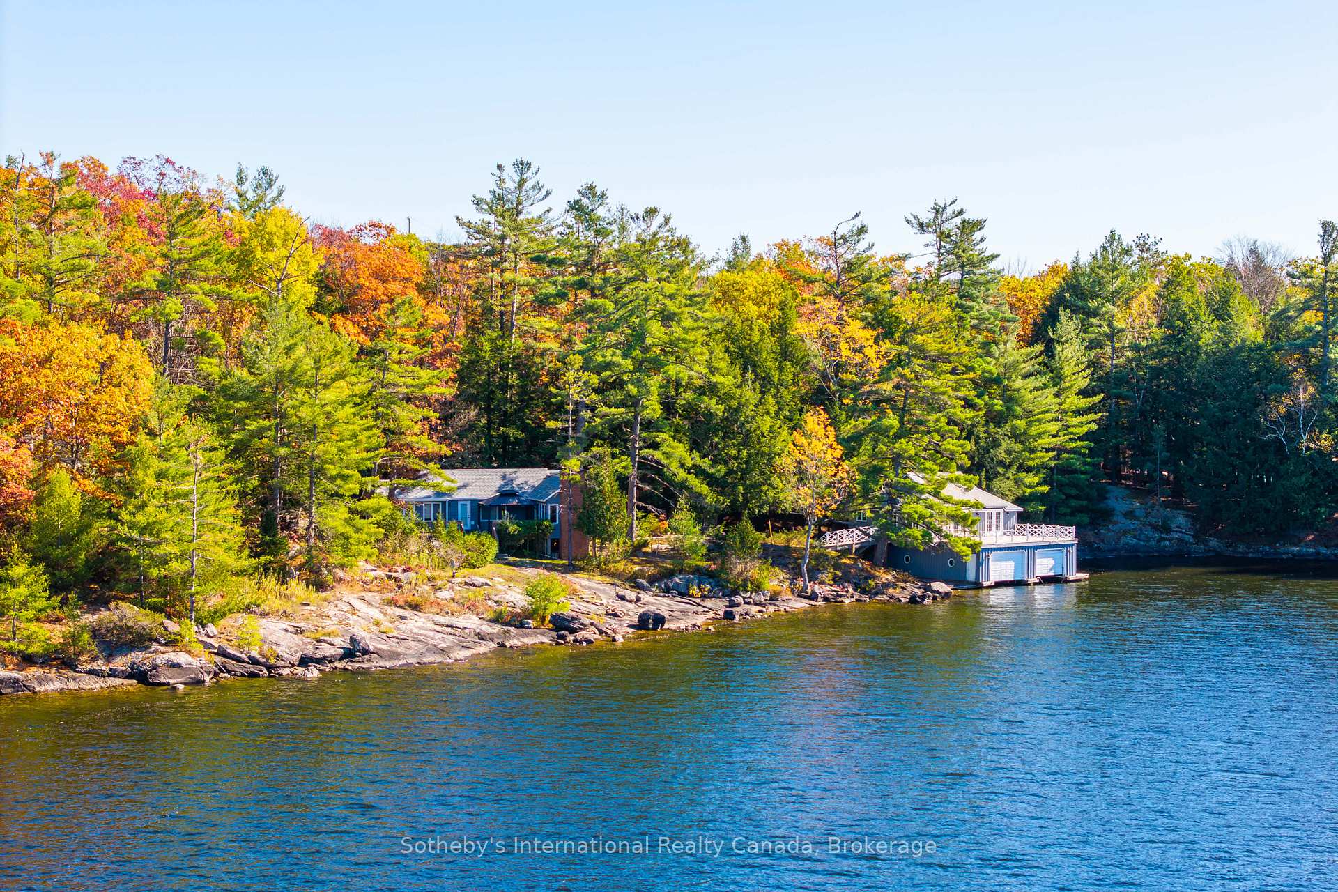1-1076 Birch Point Road, Gravenhurst, ON, exterior