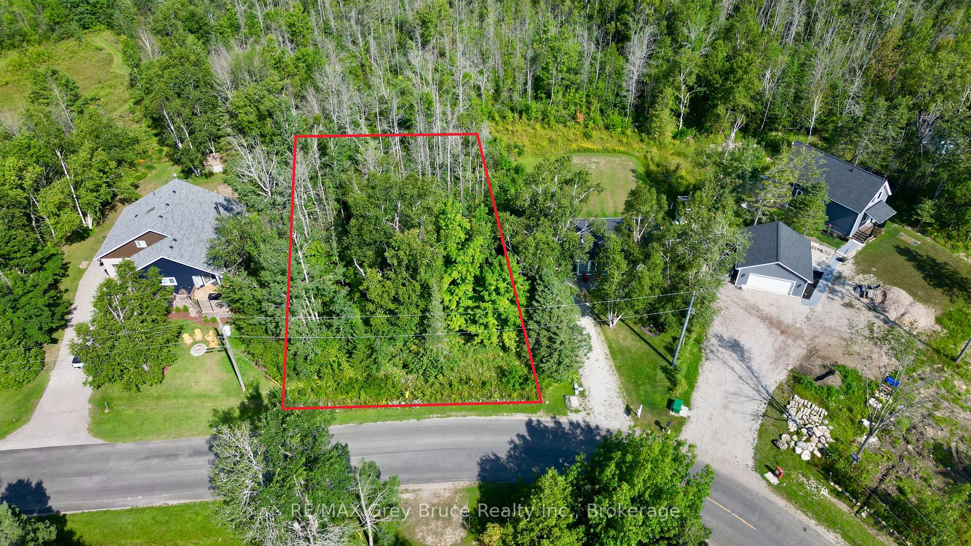 Part 28 Maple Drive, Northern Bruce Peninsula, ON, exterior