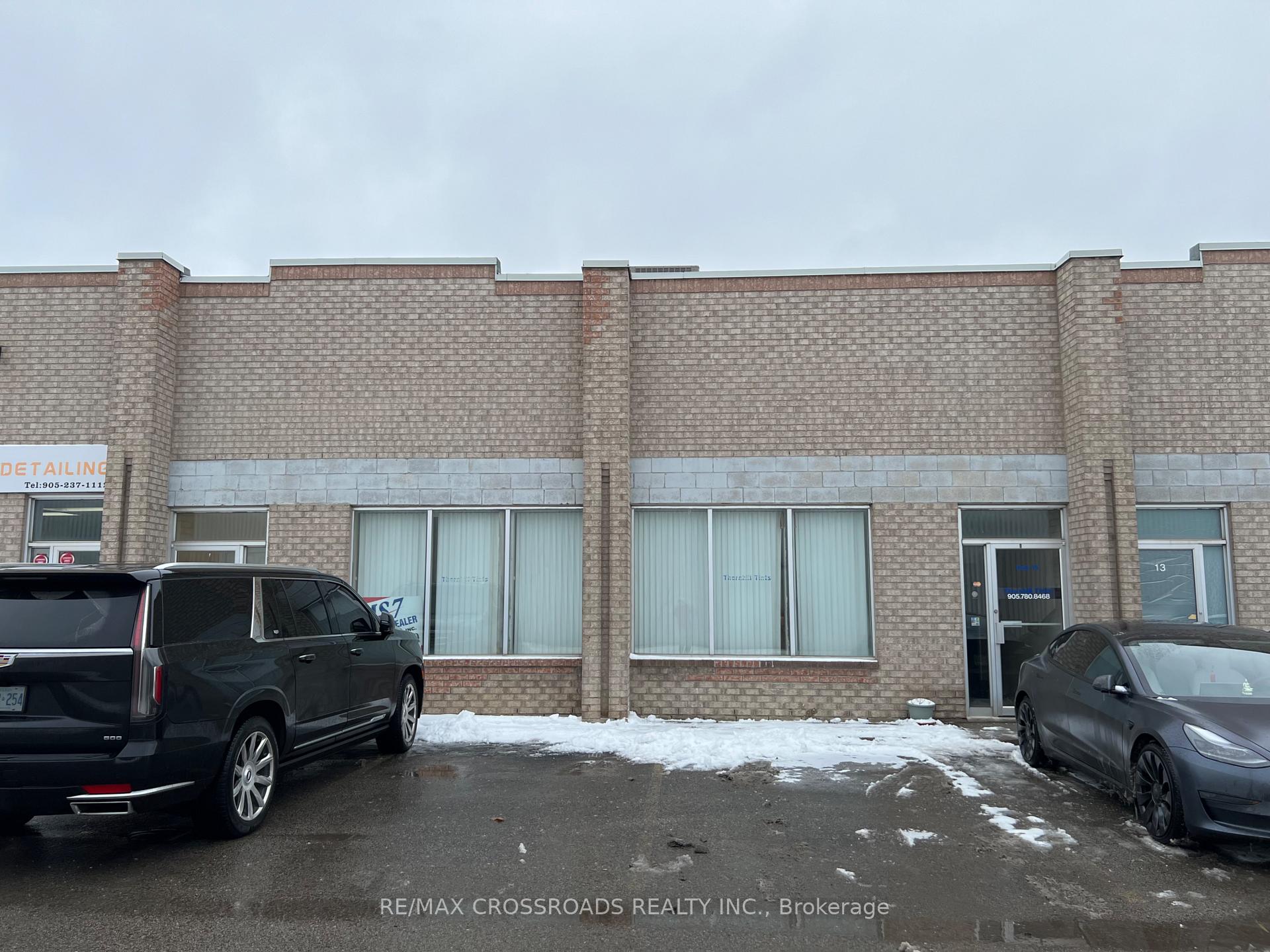 14 & 15 - 346 Newkirk Road, Richmond Hill, ON, exterior