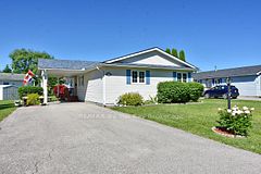 12 Indiana Avenue, Wasaga Beach, ON, exterior