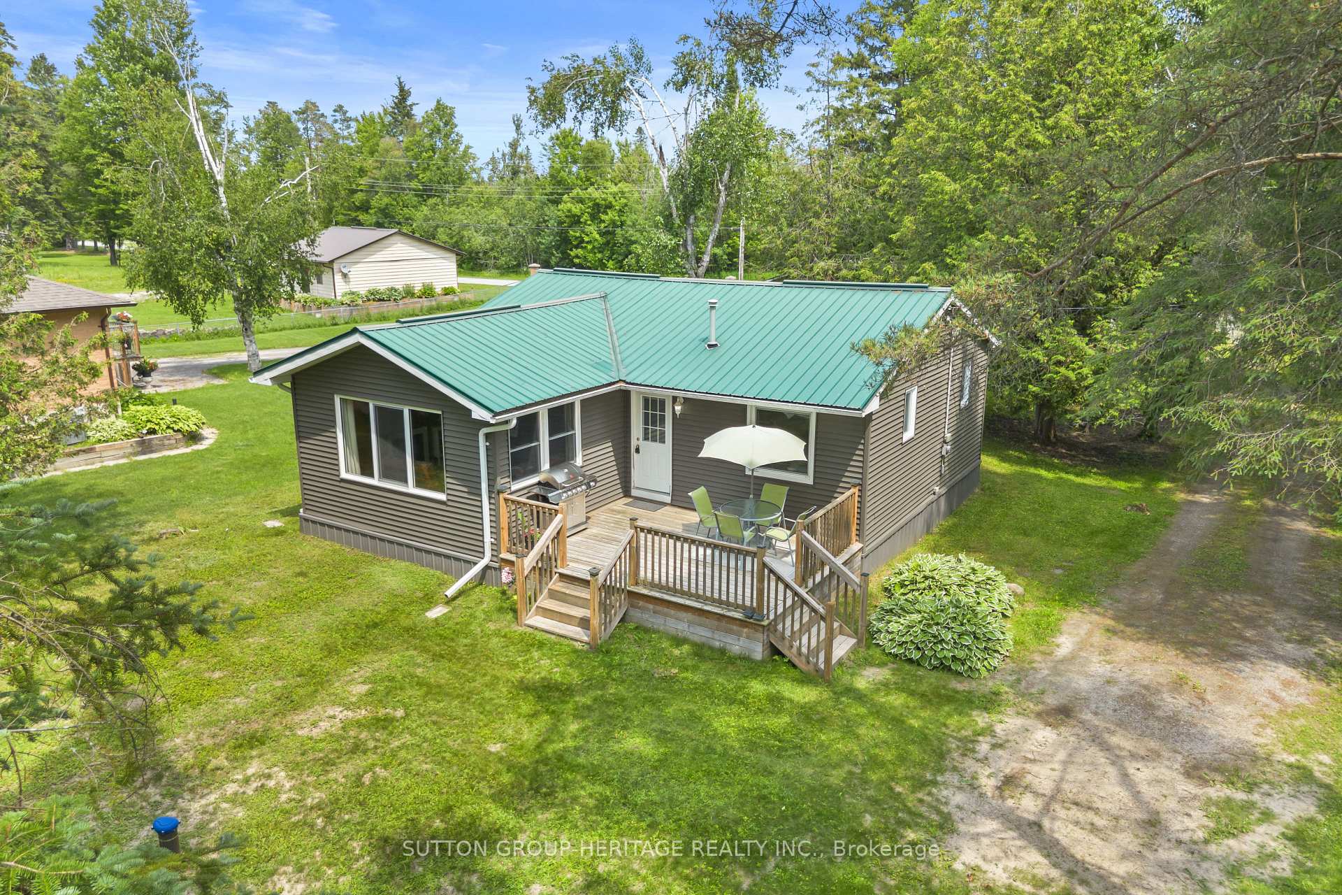 11 Crooked Court, Kawartha Lakes, ON, exterior