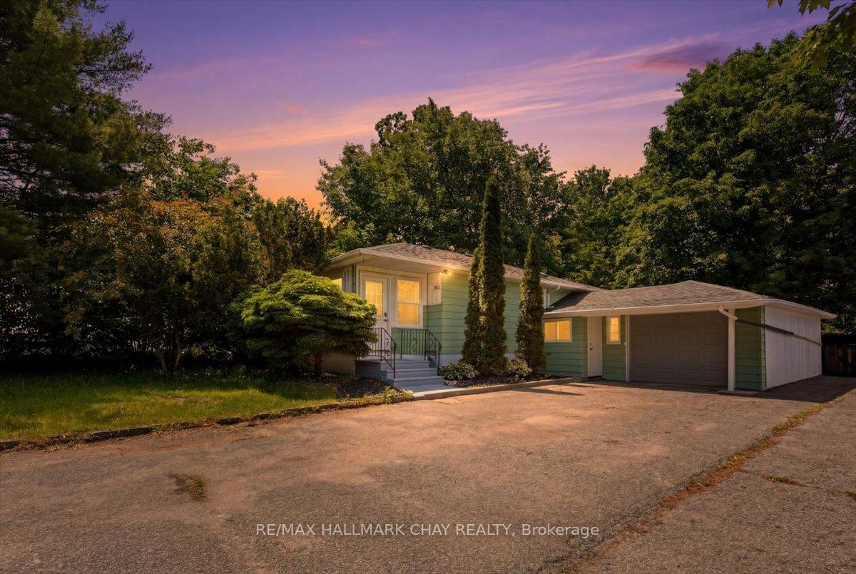 2022 St. Johns Road, Innisfil, ON, exterior