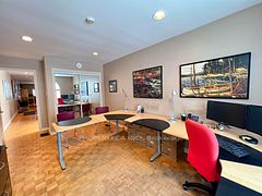 3221A Yonge Street, Toronto C04, ON, exterior