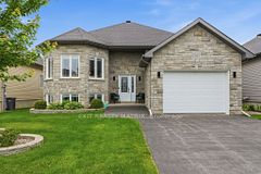 309 Colmar Street, Russell, ON, exterior