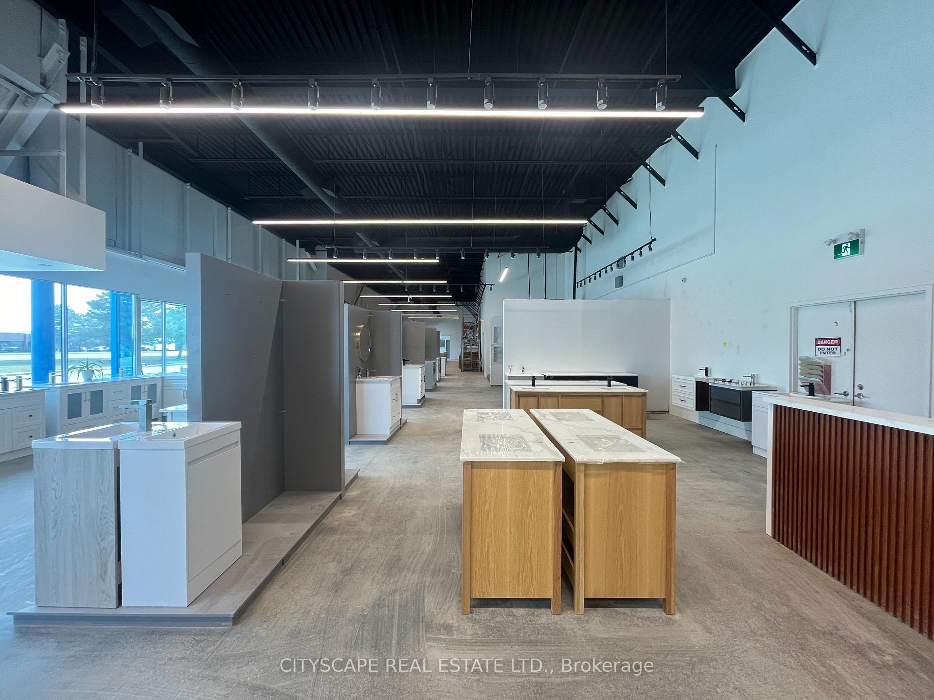 4 & 4A - 6150 Dixie Road, Mississauga, ON, exterior