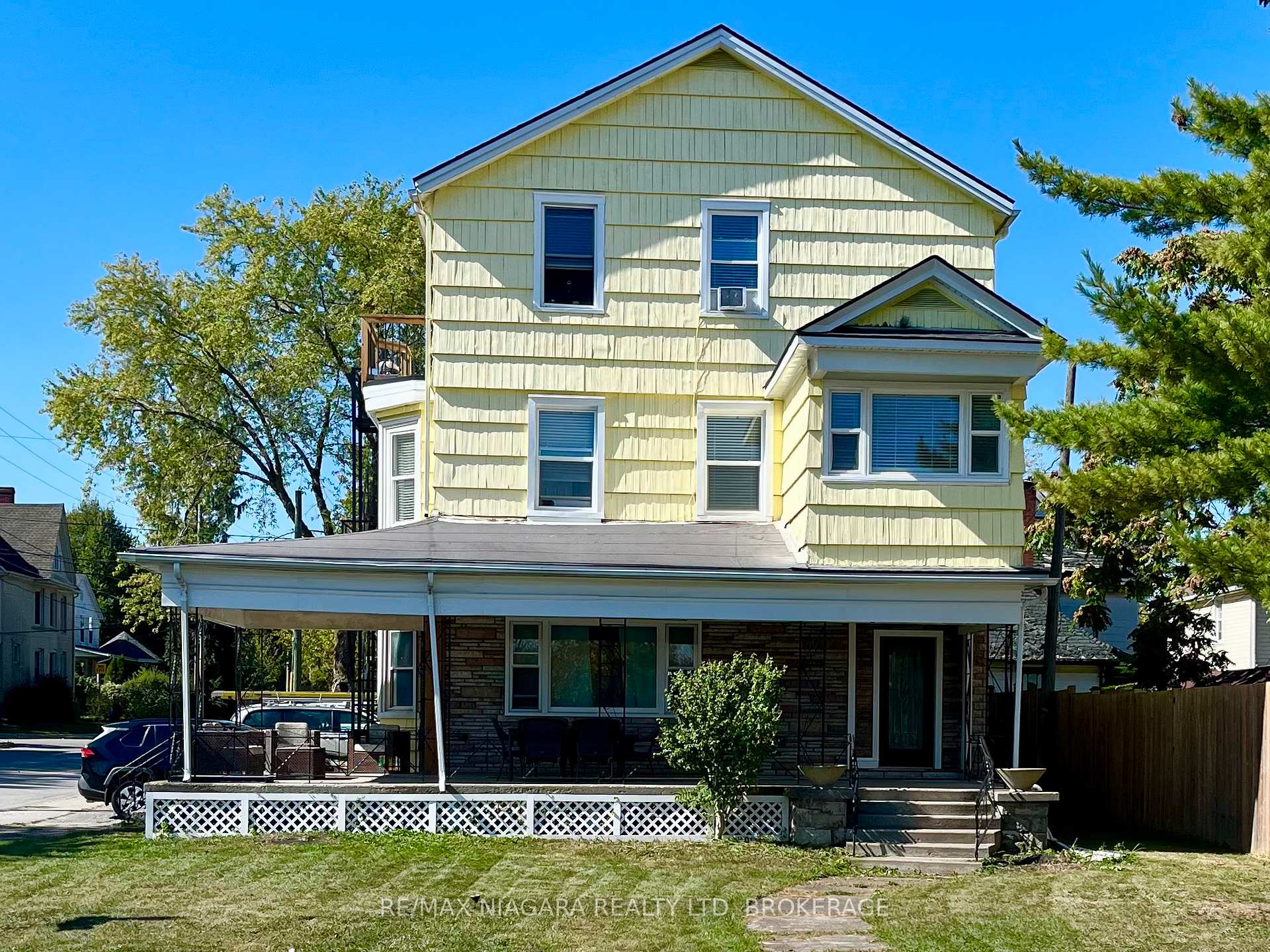 Unit 2 - 4711 RIVER Road, Niagara Falls, ON, exterior