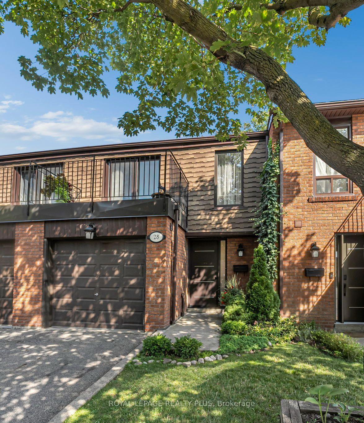 28 - 3395 Cliff Road N, Mississauga, ON, exterior