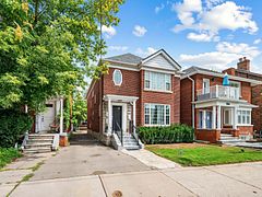 981 Avenue Road, Toronto C03, ON, exterior
