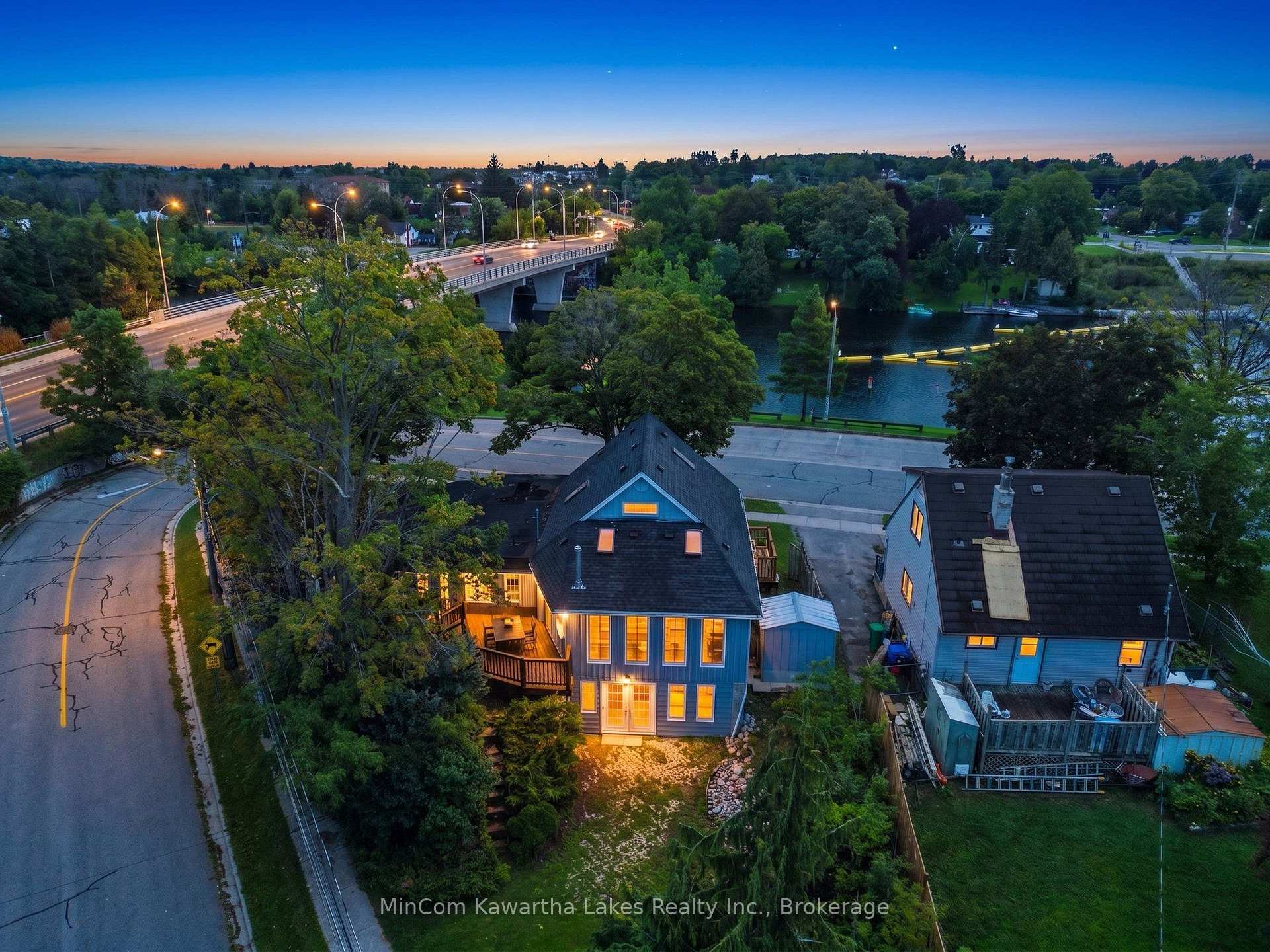 811 Morphet Avenue, Peterborough, ON, exterior