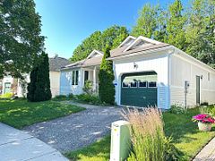 45 Pine Ridge Gate E, Gravenhurst, ON, exterior