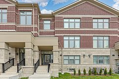 44 Seine Lane, Richmond Hill, ON, exterior