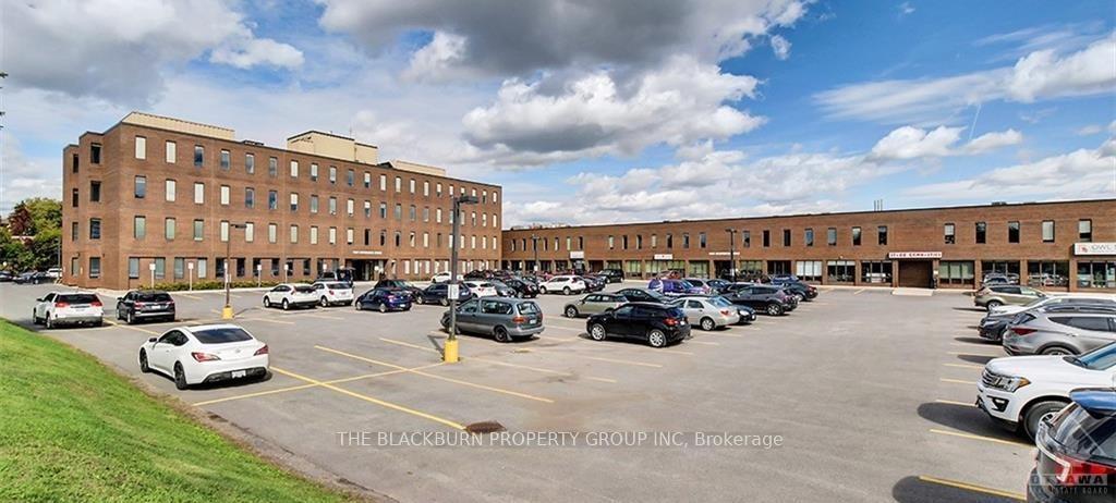 206 - 1150 MORRISON Drive, Parkway Park - Queensway Terrace S and Area, ON, exterior