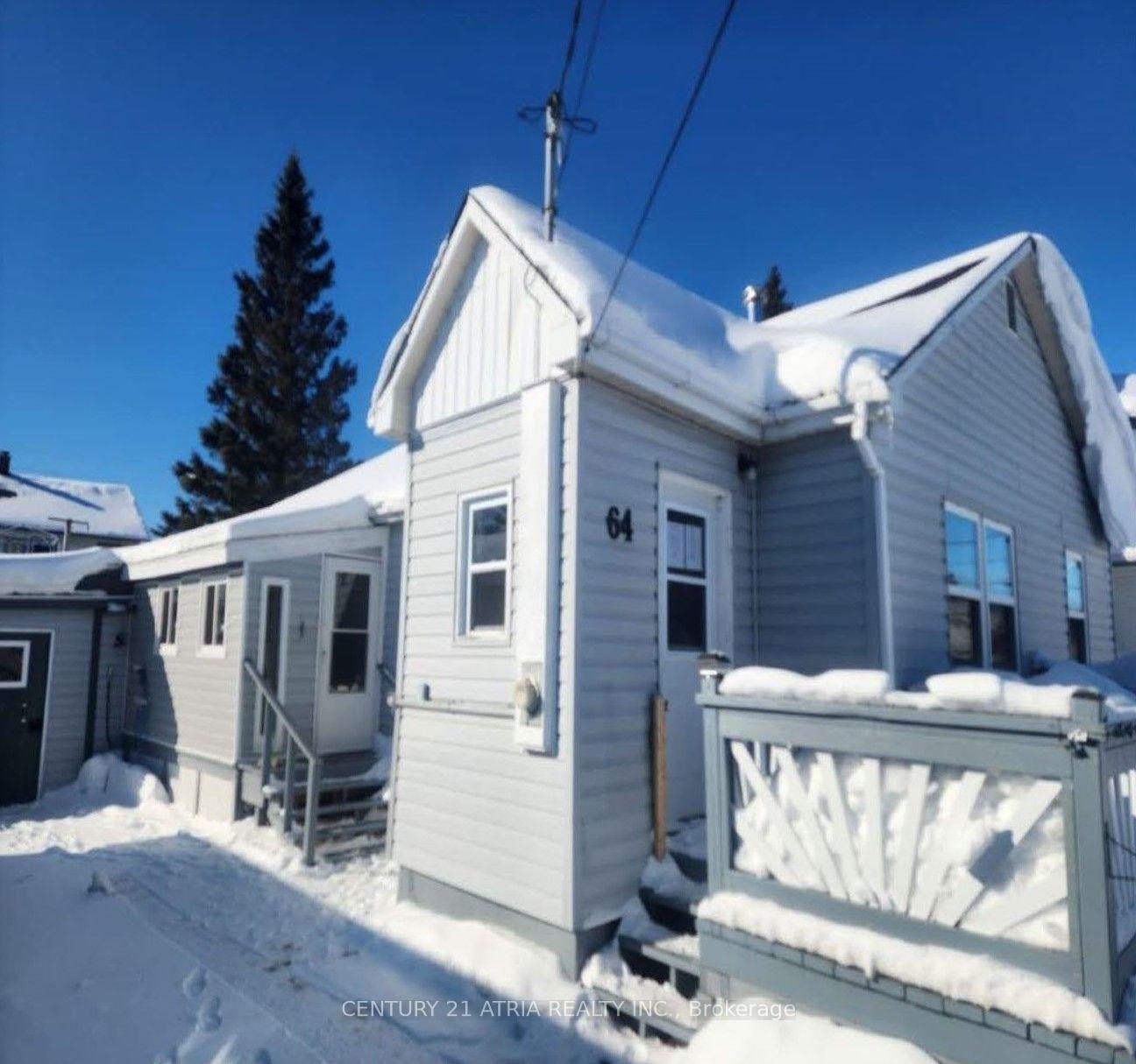64 Toronto Avenue, Wawa, ON, exterior
