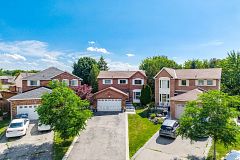 8 Paramount Place, Brampton, ON, exterior