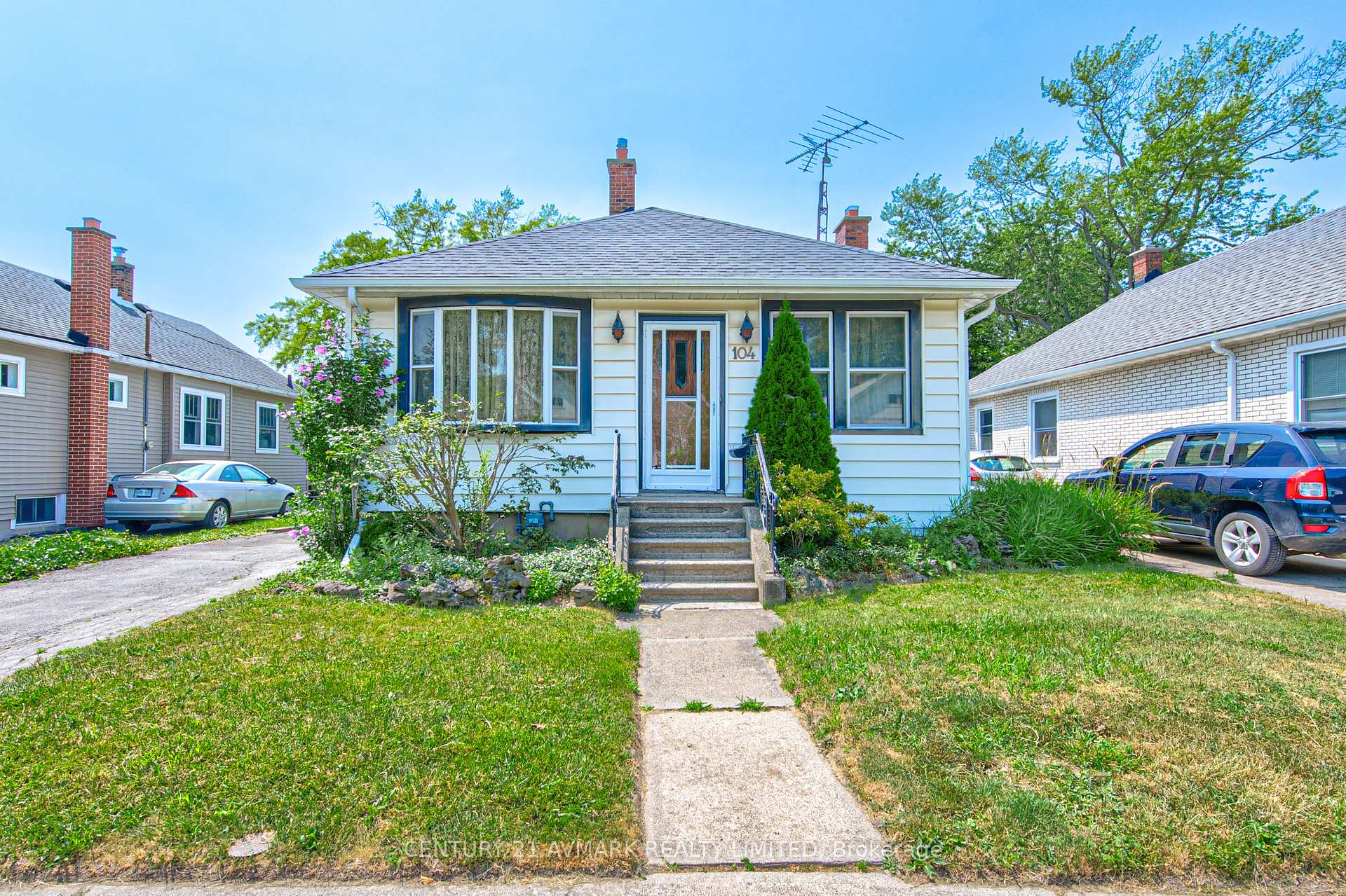 104 Highland Avenue, St. Catharines, ON, exterior