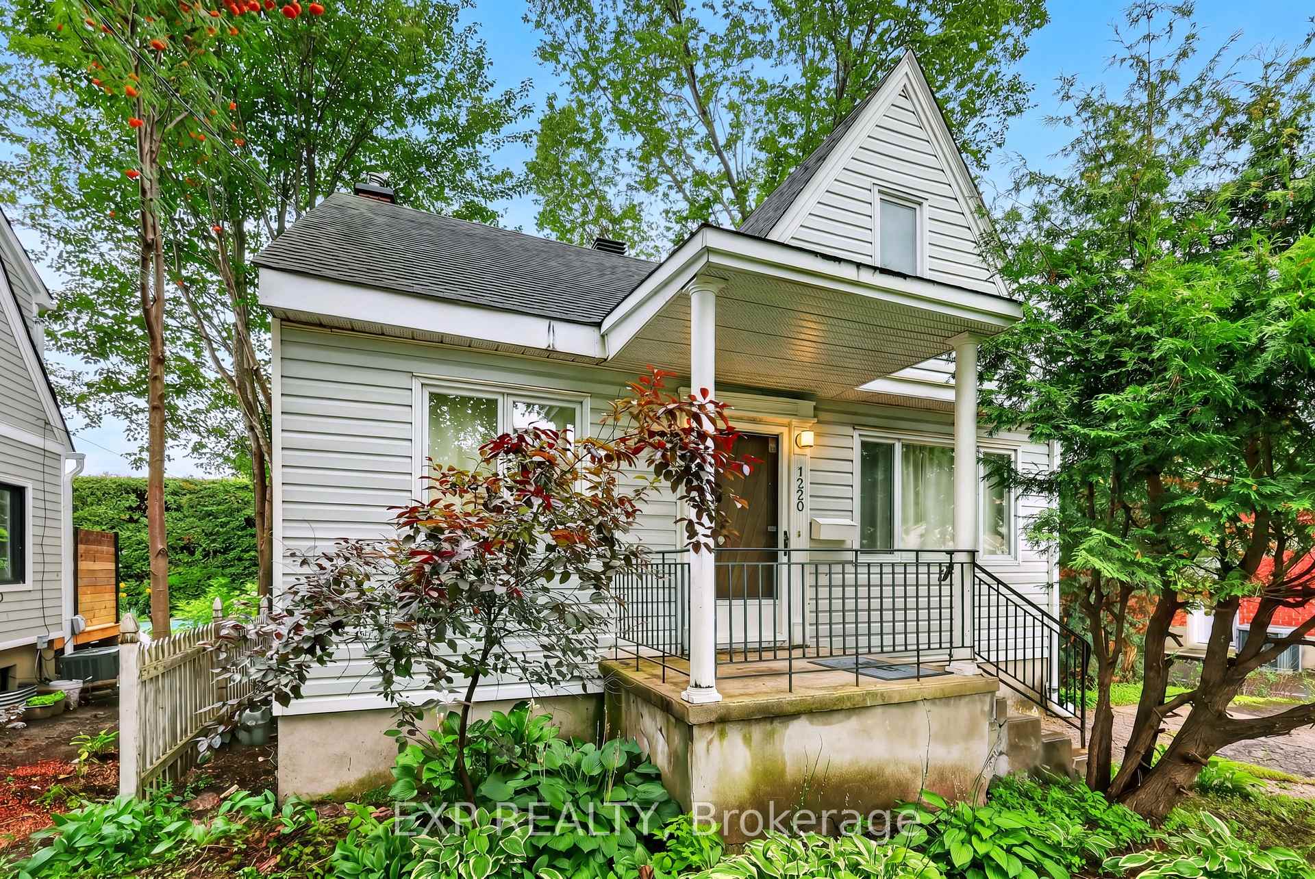 1220 Collins Avenue, Hunt Club - South Keys and Area, ON, exterior