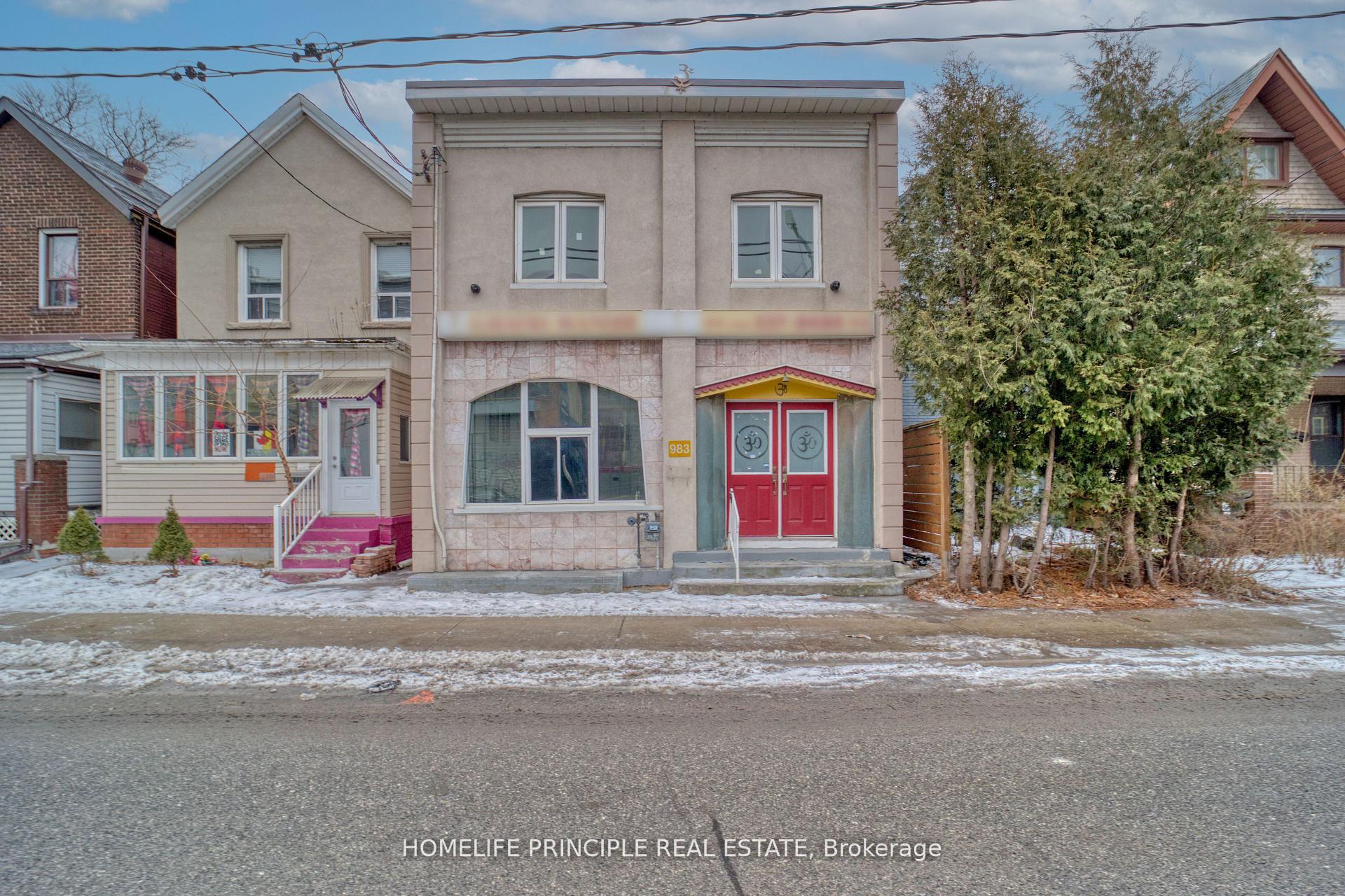 983 Dupont Street, Toronto W02, ON, exterior