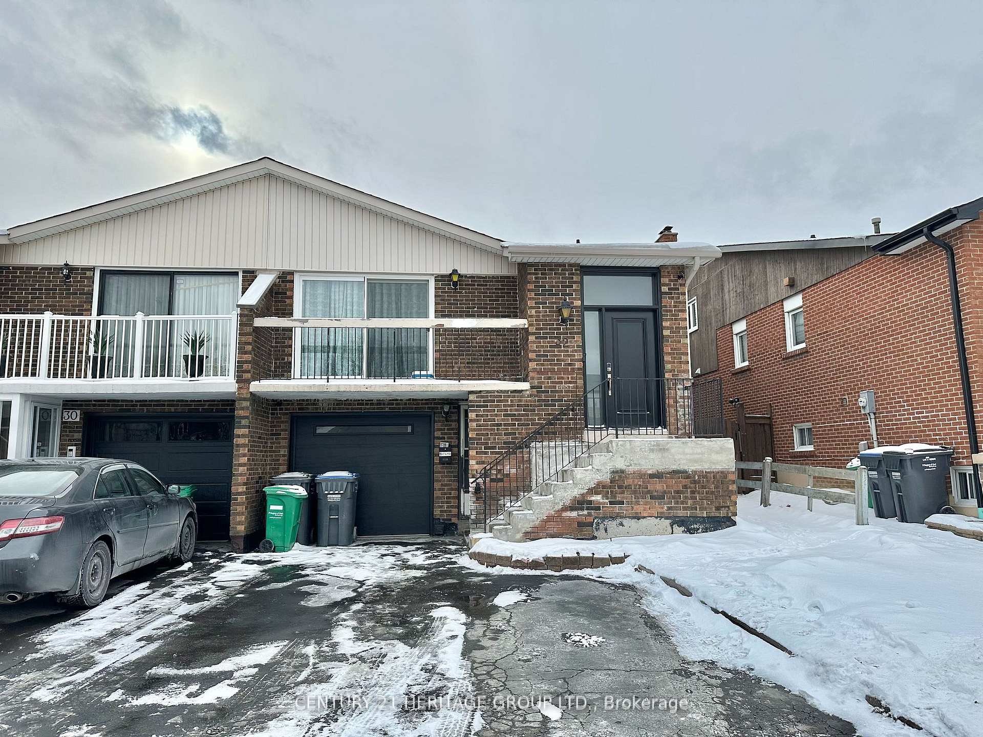 Lower - 32 Histon Crescent, Brampton, ON, exterior