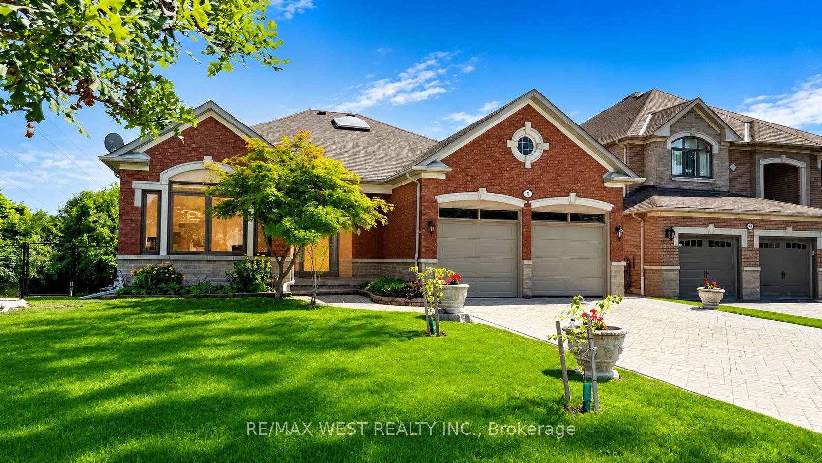 71 Gidleigh Park Crescent, Vaughan, ON, exterior