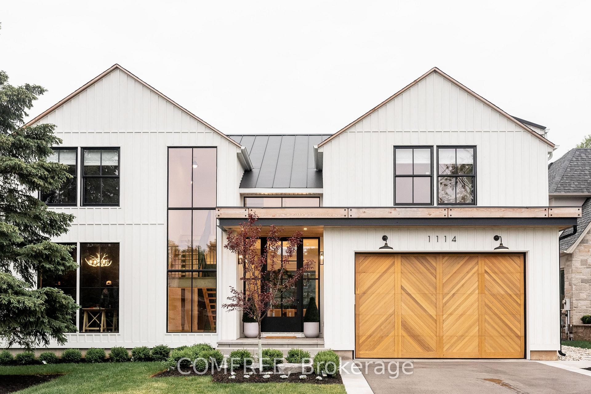 1114 TRUMAN Avenue, Oakville, ON, exterior