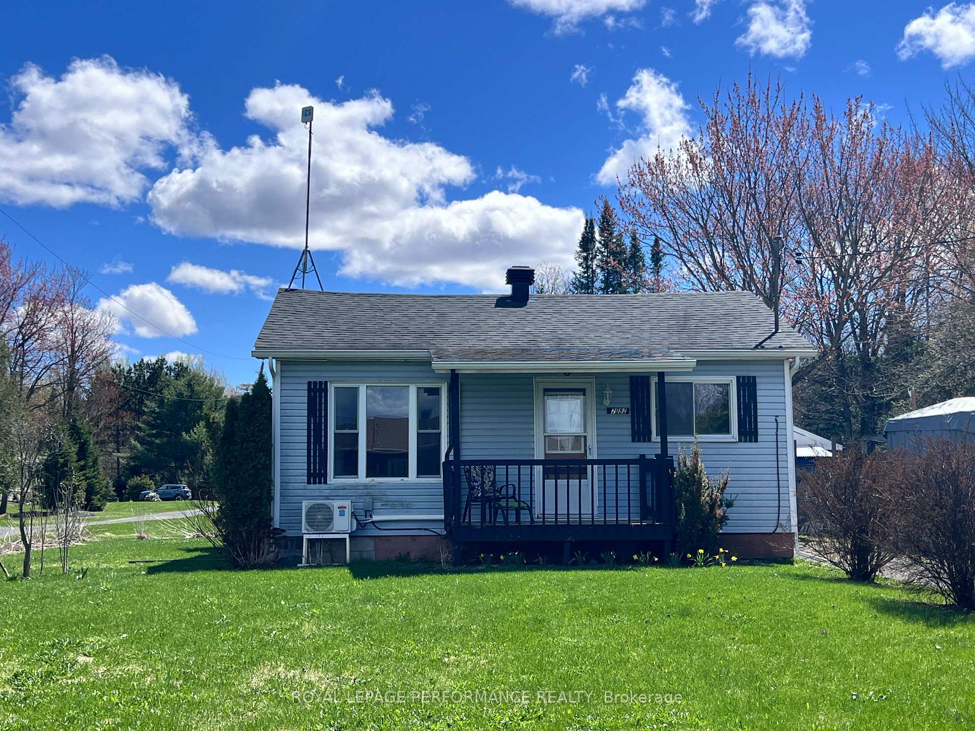 2082 Sandy Hill Road, Champlain, ON, exterior