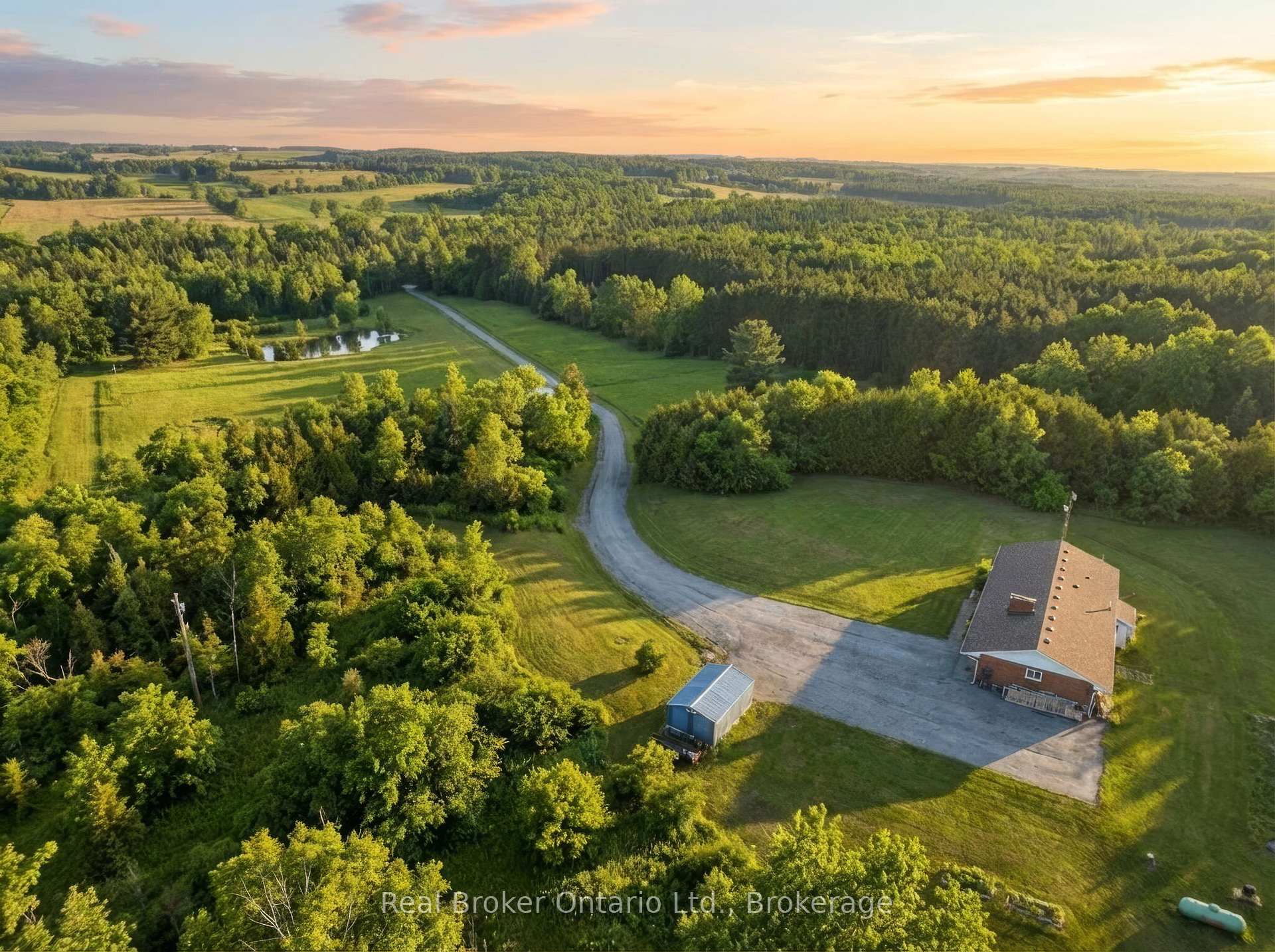9639 Sideroad 27 Side Road, Erin, ON, exterior