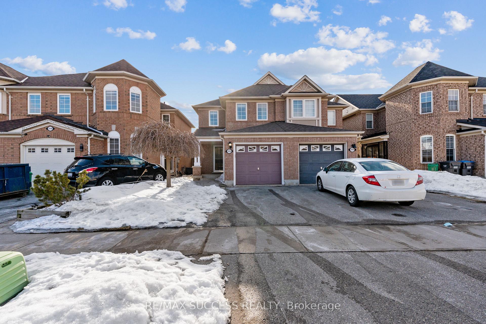 3752 Milkwood Crescent, Mississauga, ON, exterior