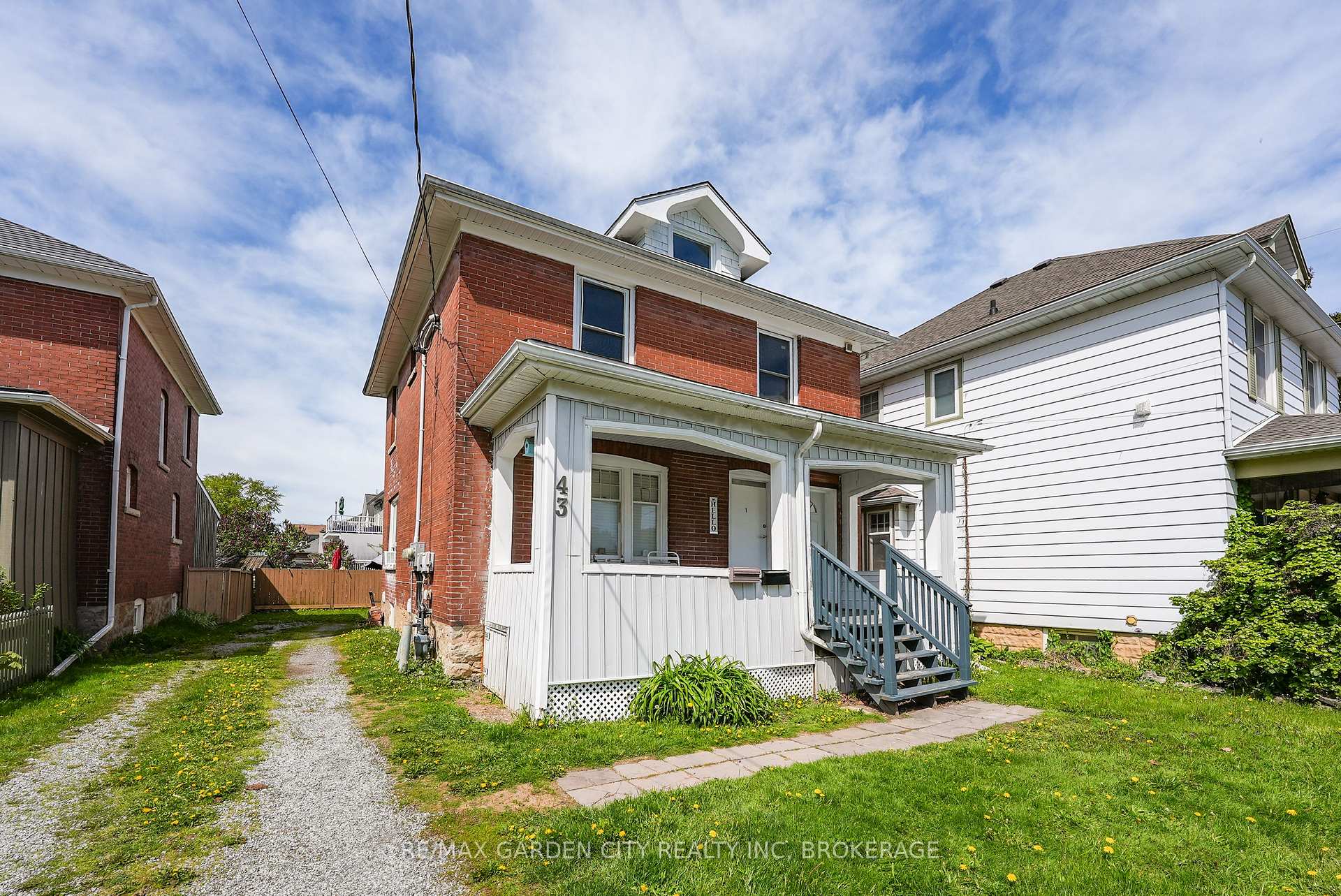 43 York Street, St. Catharines, ON, exterior