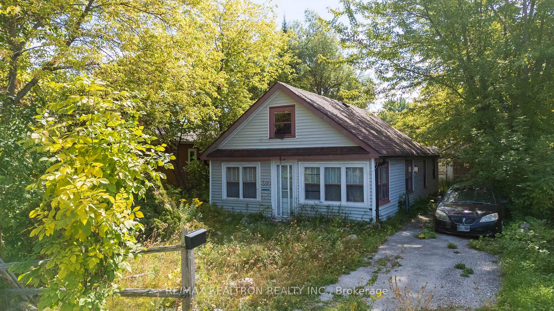 183 Beach Road, Georgina, ON, exterior