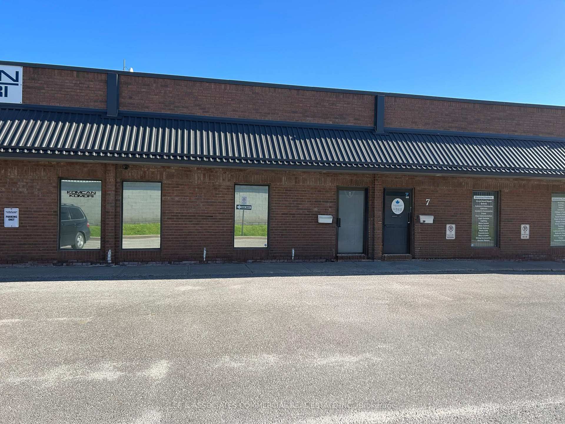 8 - 55 Sinclair Avenue, Halton Hills, ON, exterior