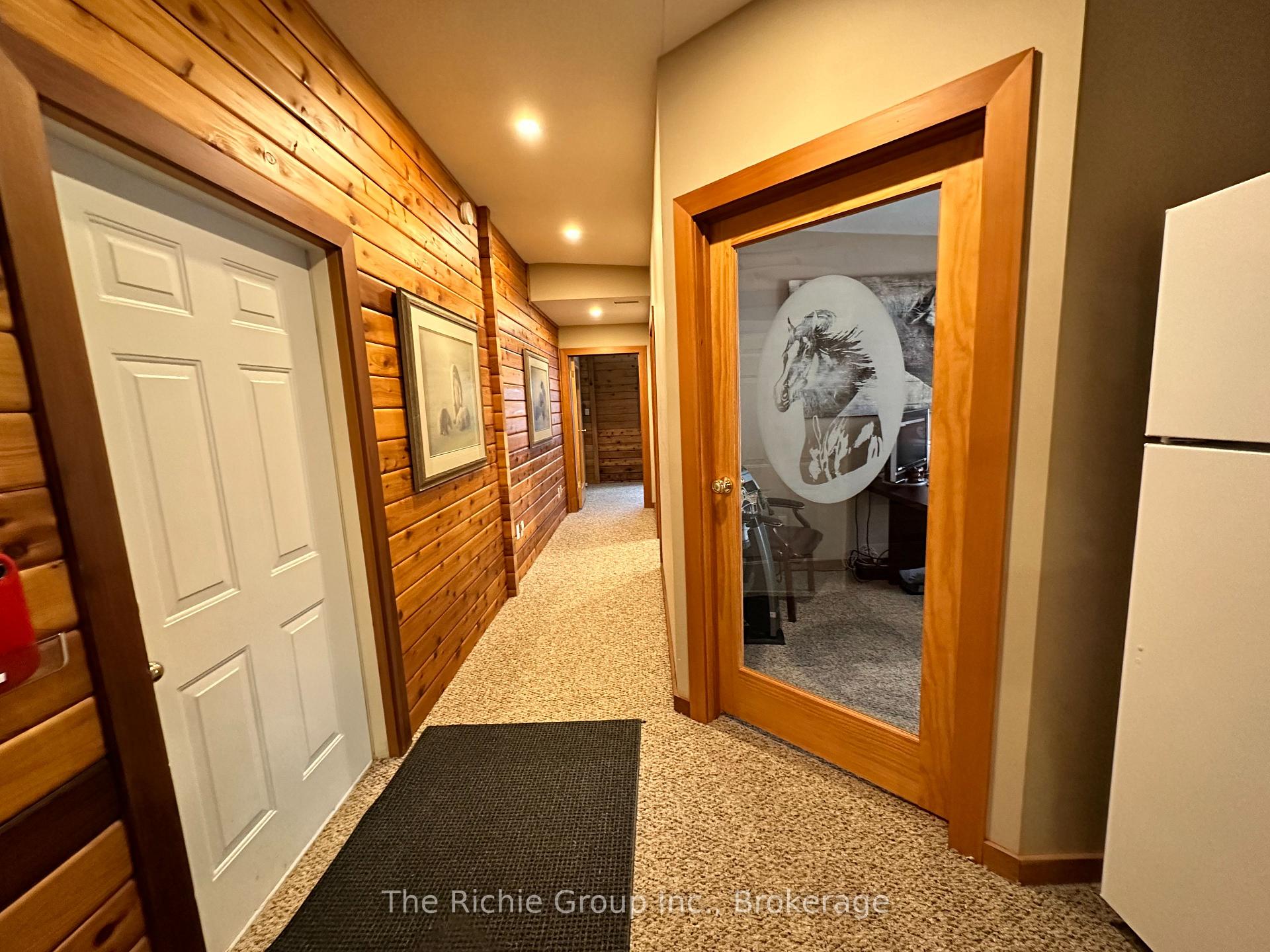2 - 933009 Airport Road, Mono, ON, exterior