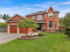 37 Living Court, Clarington, ON, exterior