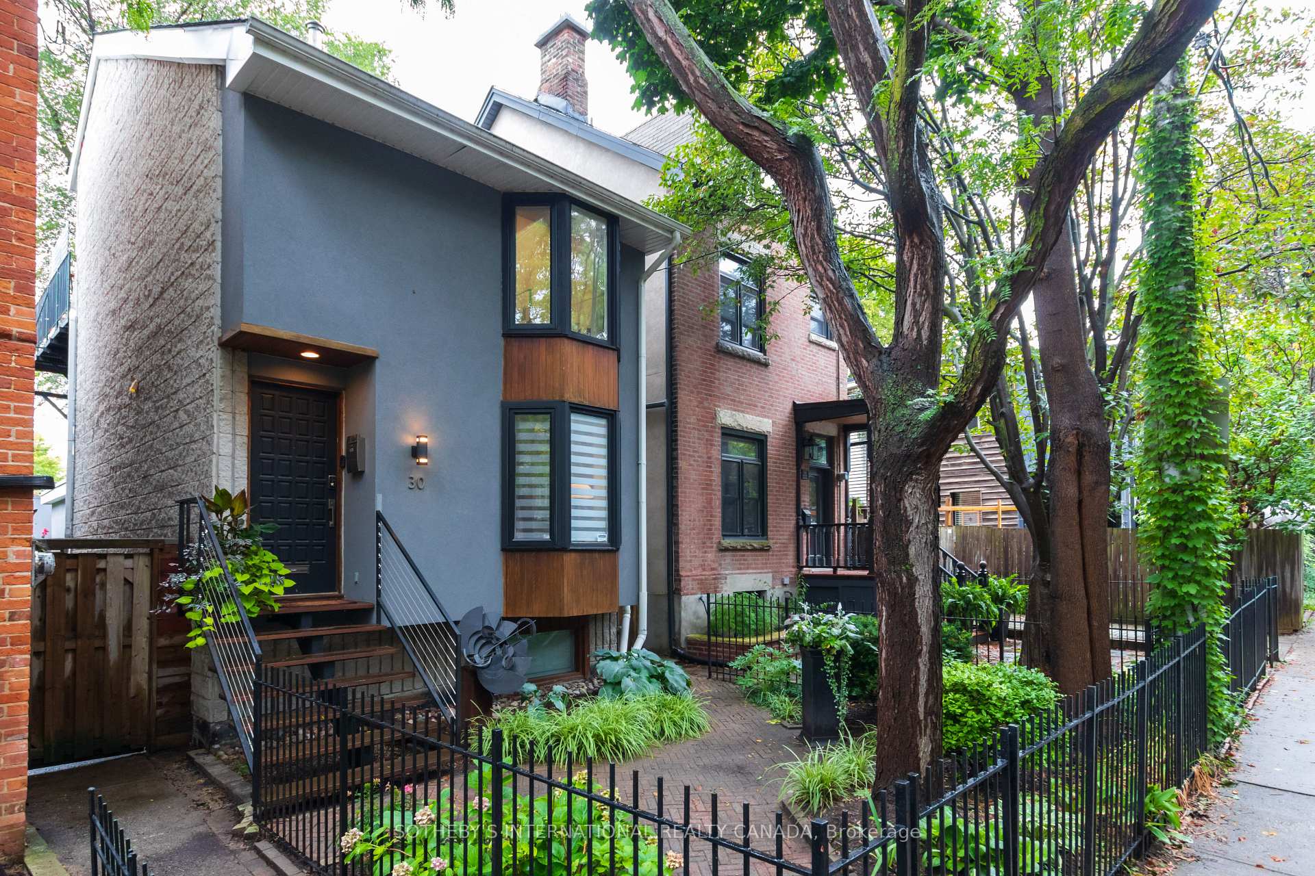 30 Sword Street, Toronto C08, ON, exterior