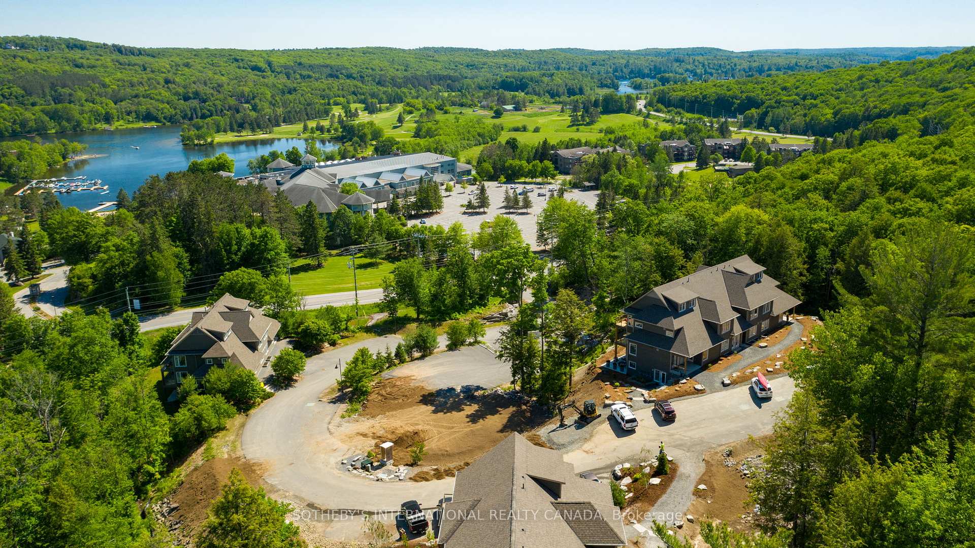 302 - 3 TREE TOPS Lane, Huntsville, ON, exterior