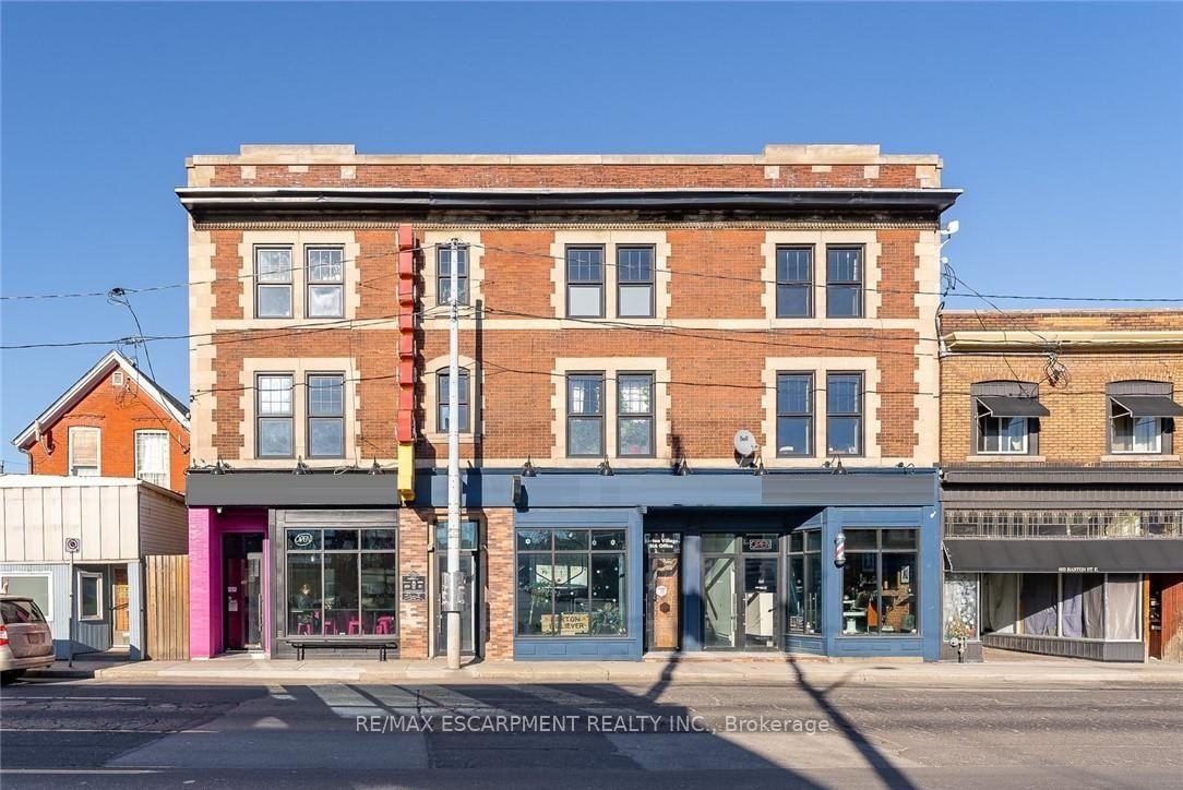 301 - 657 BARTON Street E, Hamilton, ON, exterior