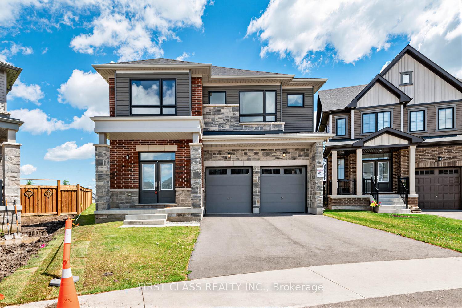 15 Abbey Crescent, Barrie, ON, exterior