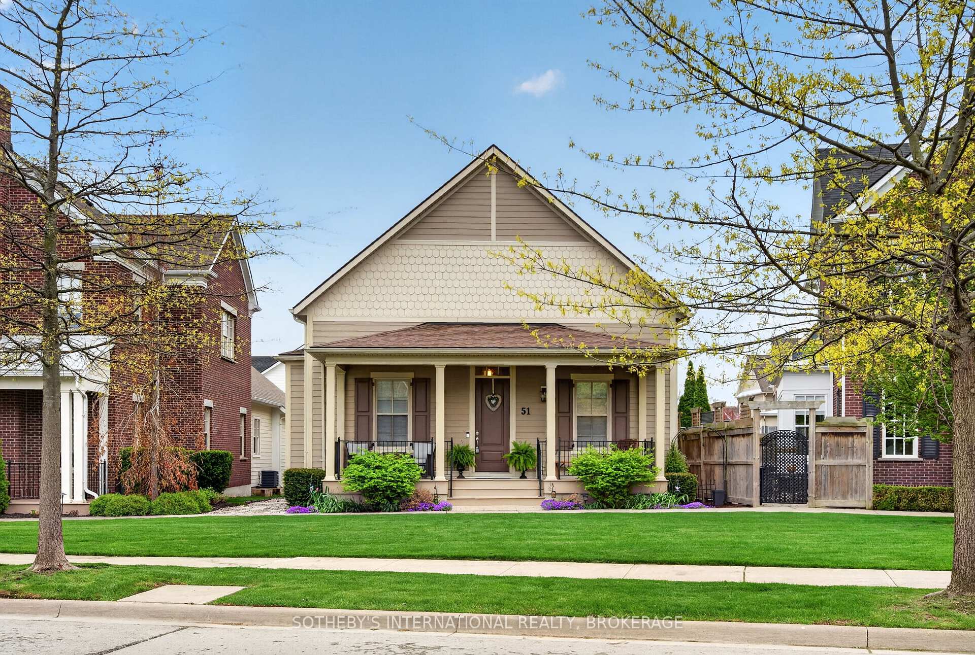 51 Brock Street, Niagara-on-the-Lake, ON, exterior