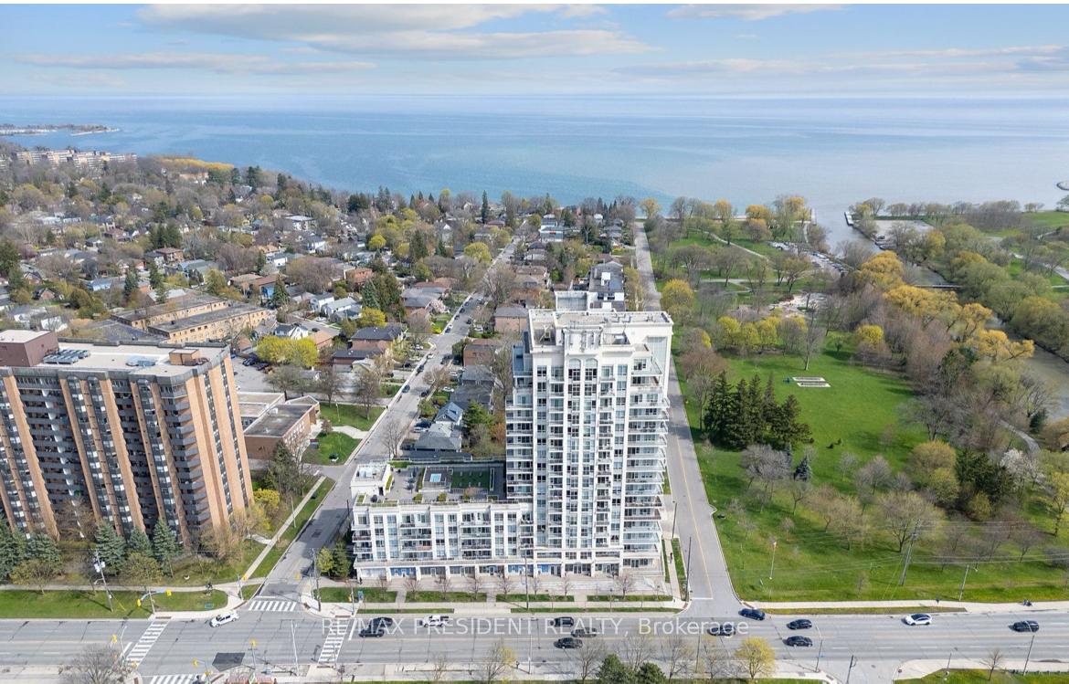 1101 - 3865 Lake Shore Boulevard W, Toronto W06, ON, exterior