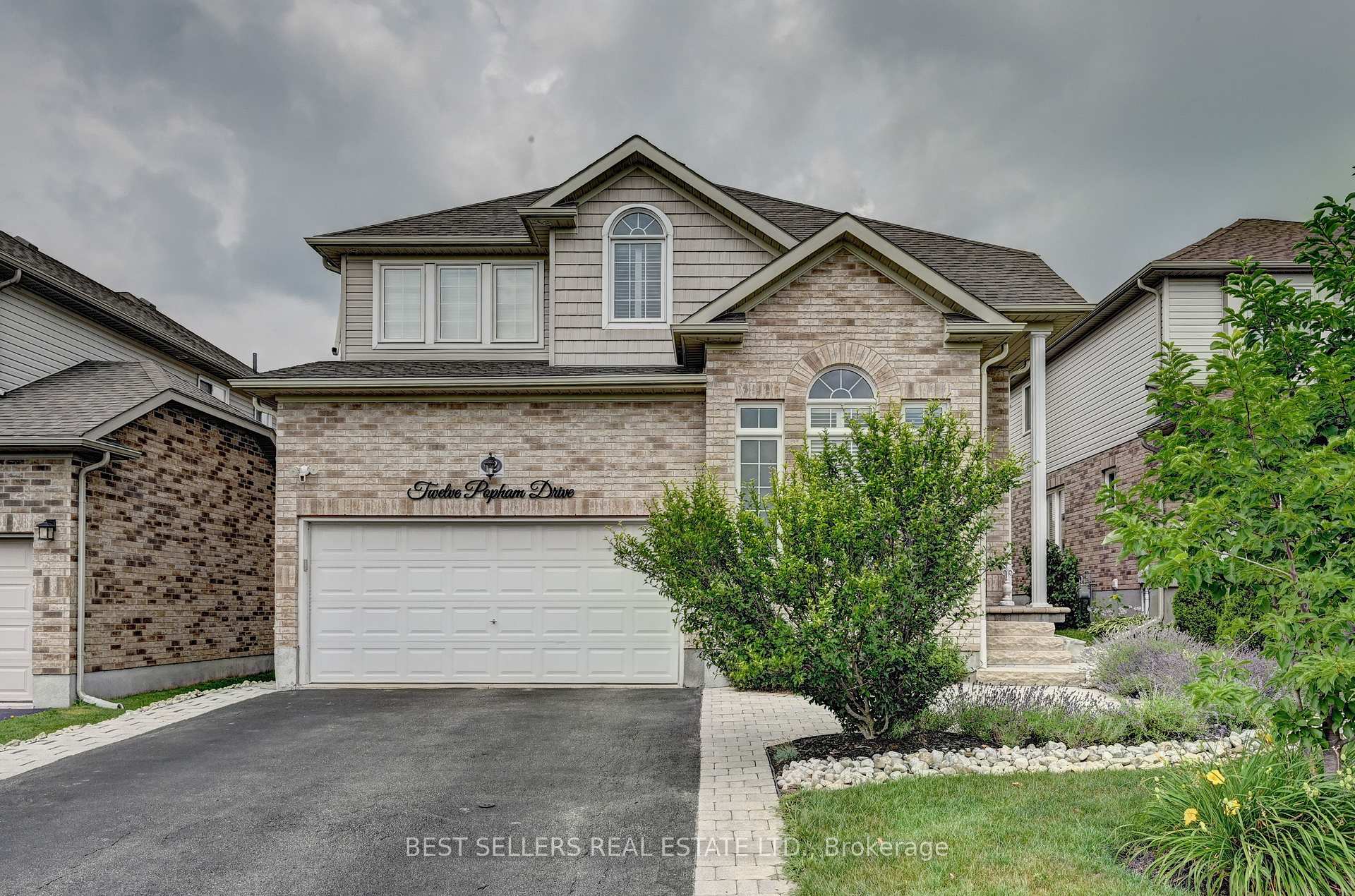 12 Popham Drive, Guelph, ON, exterior