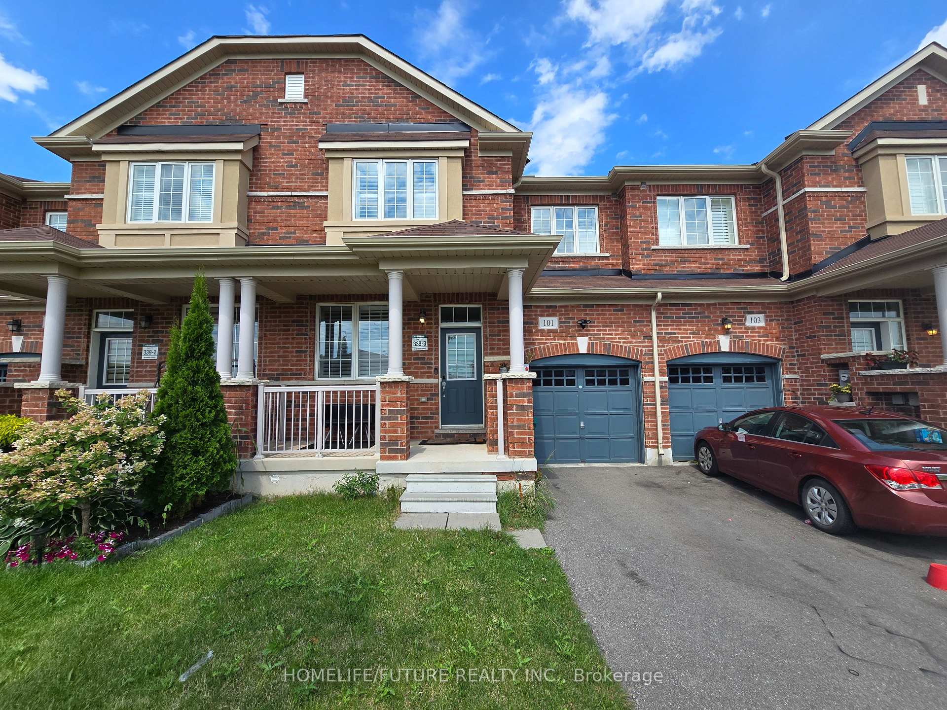 101 Bronson Terrace, Milton, ON, exterior