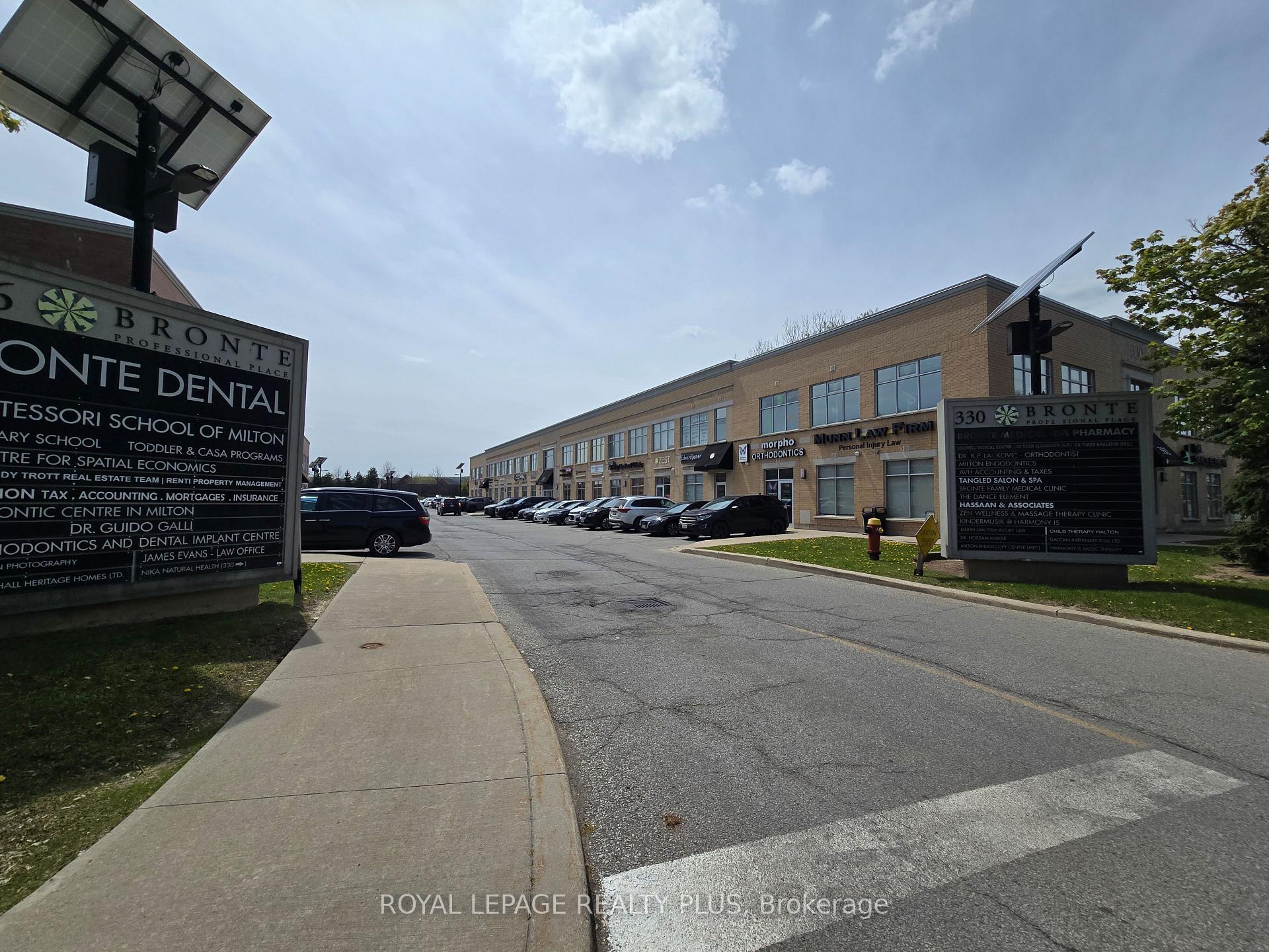 105 - 330 Bronte Street S, Milton, ON, exterior
