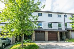 41 - 80 Old Country Drive, Kitchener, ON, exterior