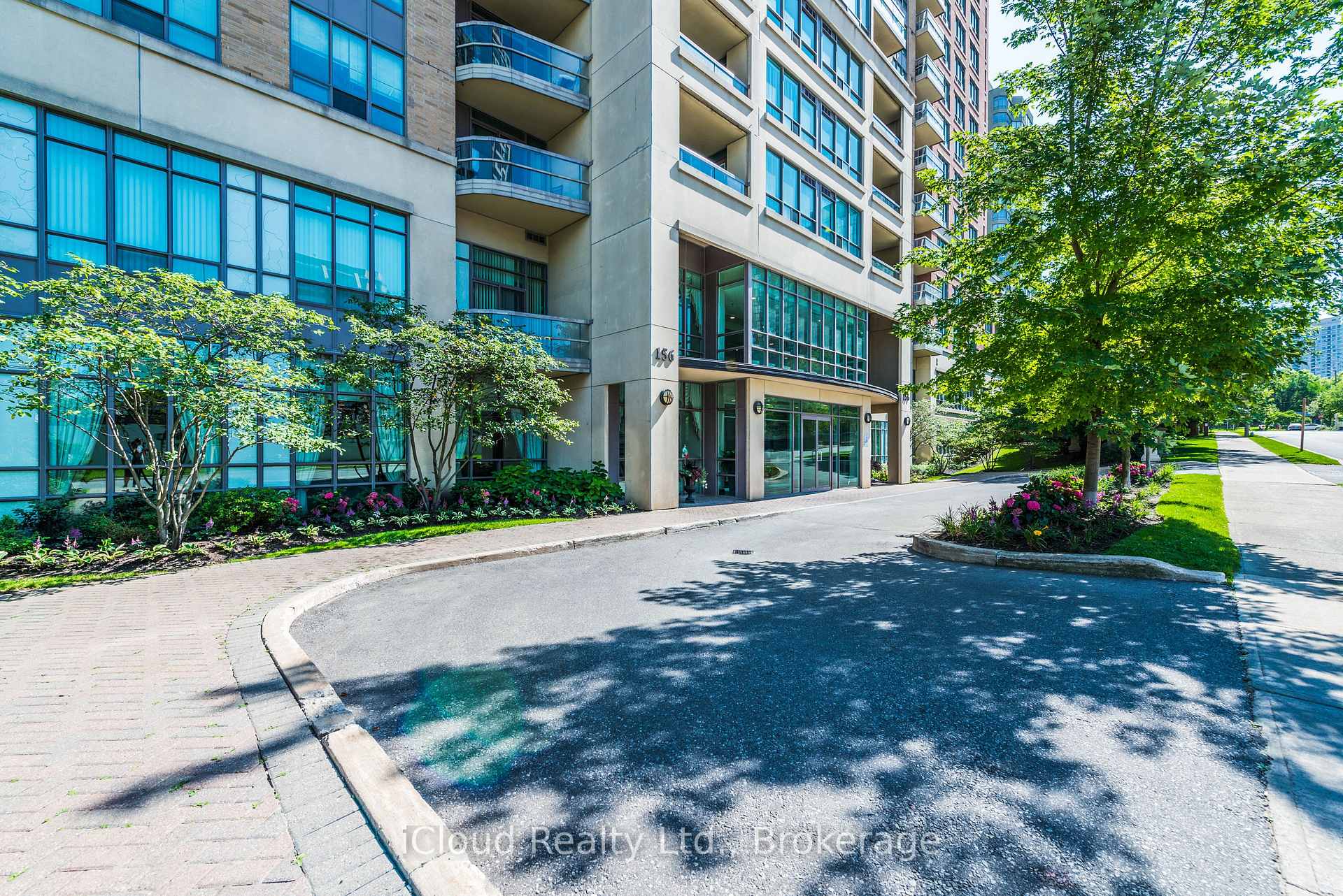 1902 - 156 Enfield Place, Mississauga, ON, exterior
